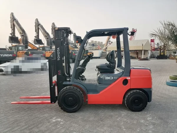 3TON FORKLIFT TOYOTA 62-8FD30